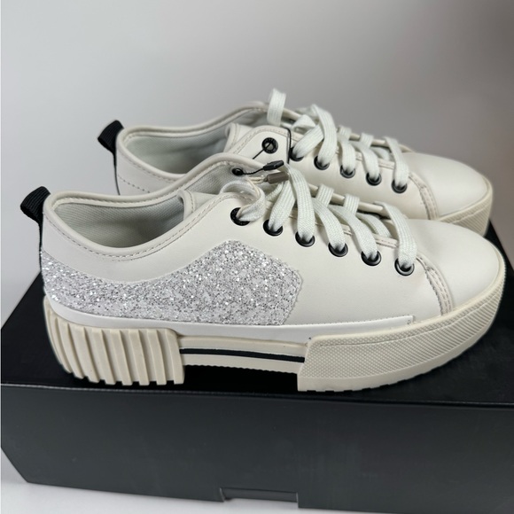 Diesel Shoes! Merley Low, color sand dollar, size 6.5, NWT - Picture 2 of 15